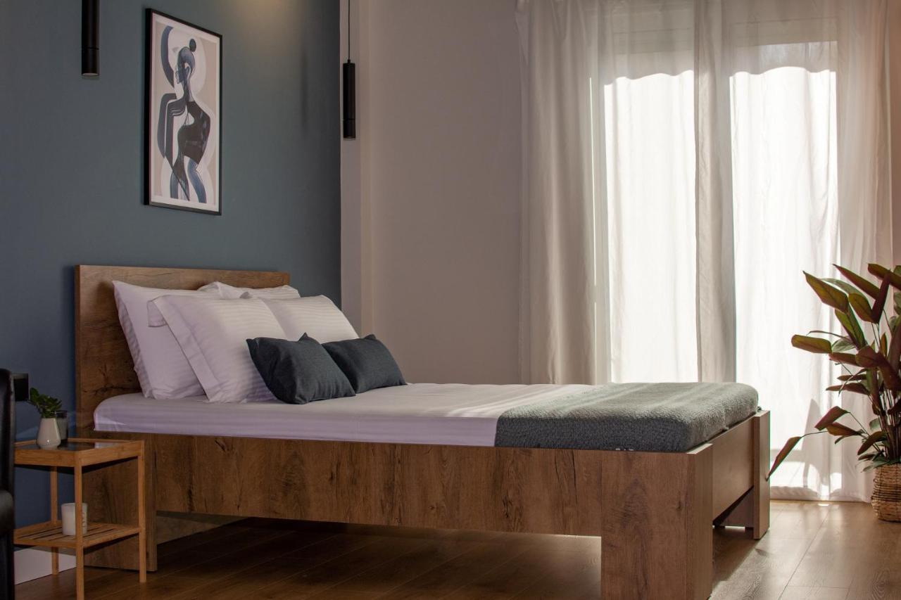 Studio 48, Cozy Apartment In Kalamata City Center Exterior foto